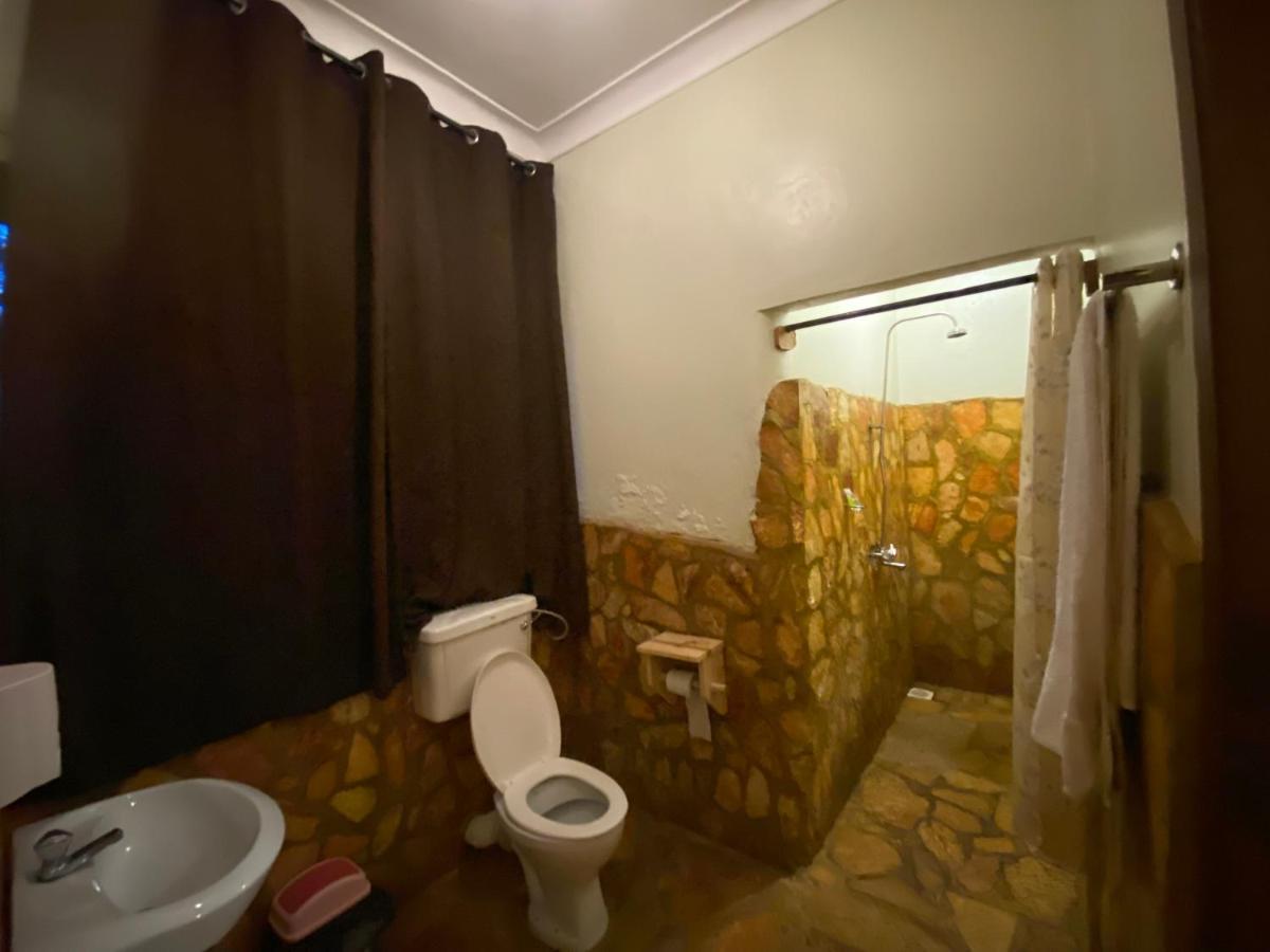 Afro Smile Hotel & Guest House - 진자 외부 사진
