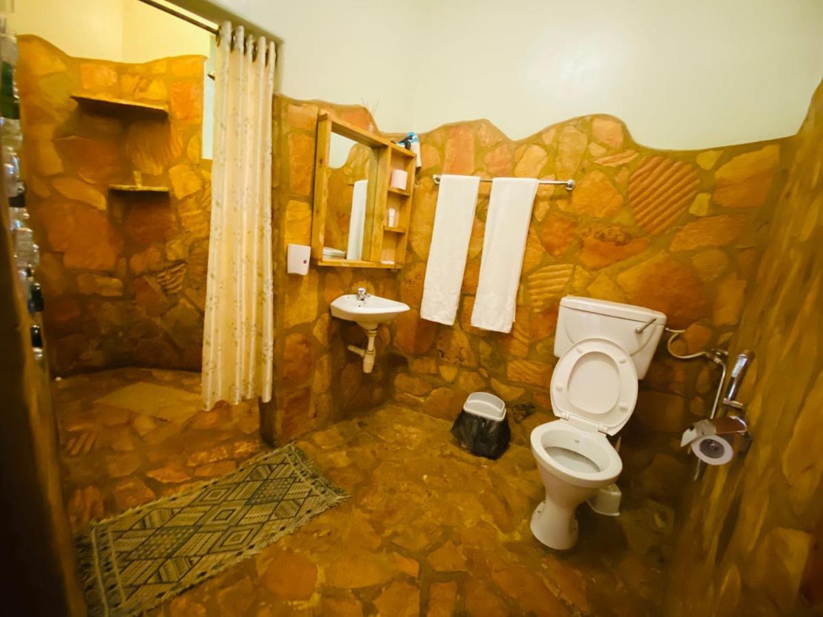 Afro Smile Hotel & Guest House - 진자 외부 사진