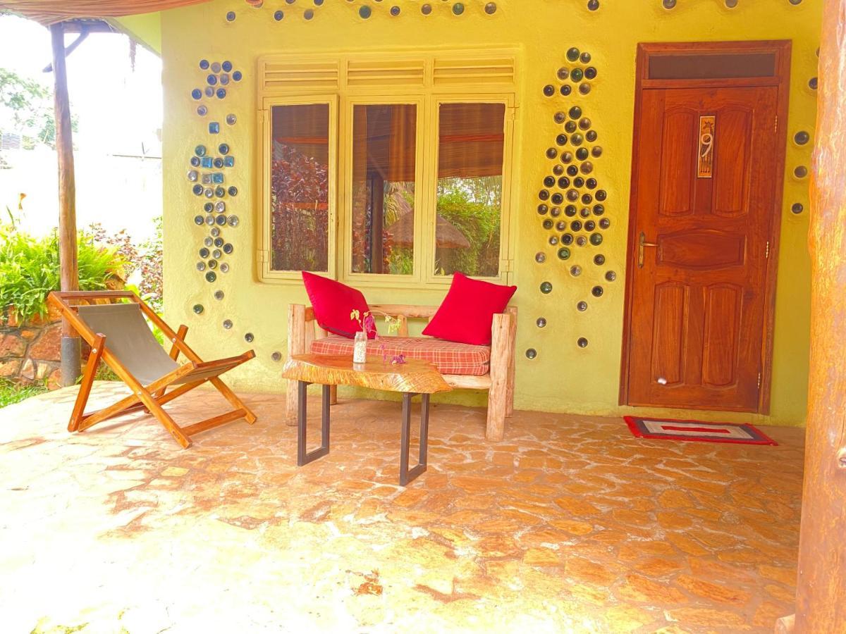 Afro Smile Hotel & Guest House - 진자 외부 사진
