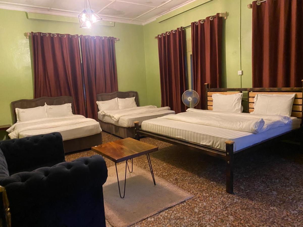 Afro Smile Hotel & Guest House - 진자 외부 사진